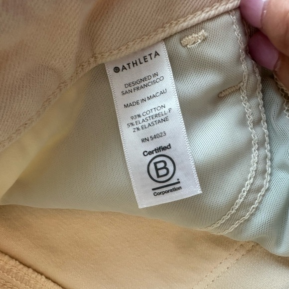 Athleta Flex Straight Leg Ankle Jean in Bone, in size 4 🍦 - Picture 5 of 7